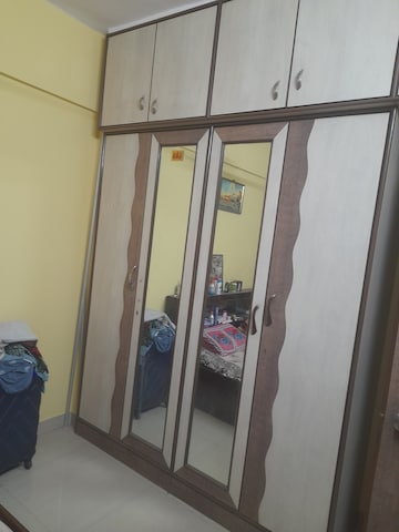 Furnished Amenities in 1 BHK Apartment at Mandakini CHS Mulund, Mulund West – for Rent