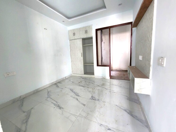 Room, penta-homes 2 Bedroom 1300 Sq.Ft. Apartment In Vip Road Zirakpur 8654476