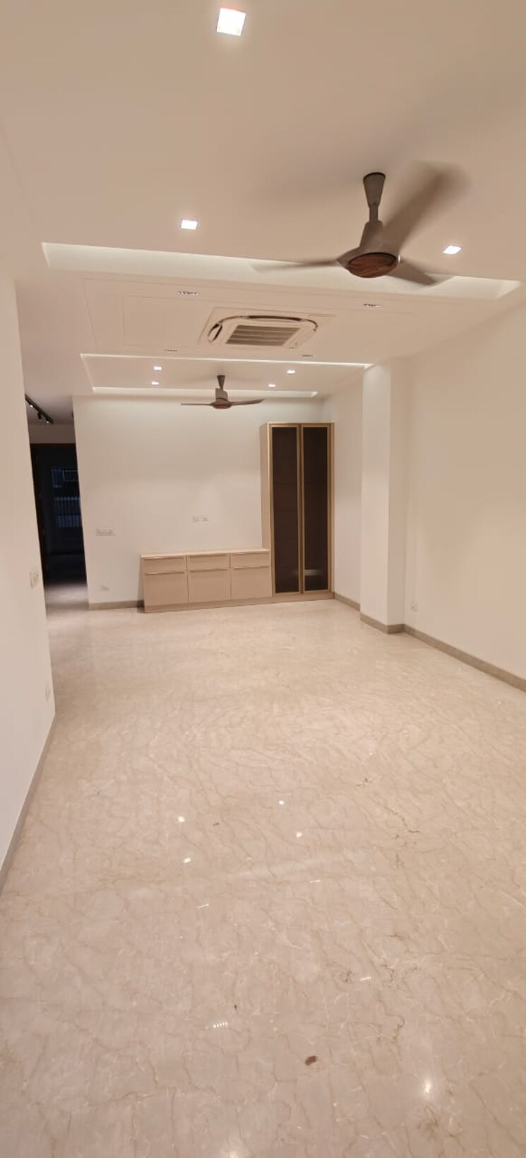 Room, lajpat nagar iii 3 Bedroom 1800 Sq.Ft. Builder Floor In Lajpat Nagar Iii Delhi 8654479