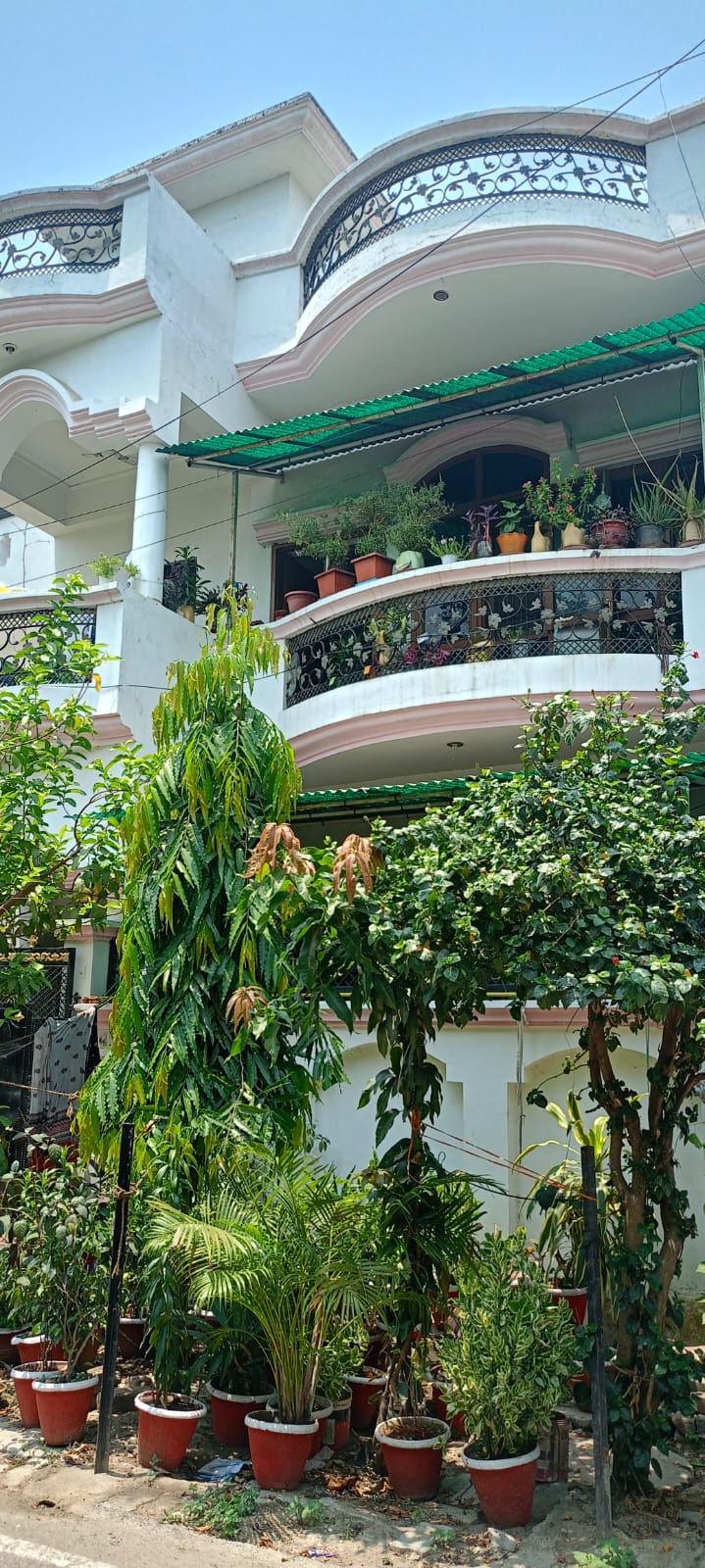 2 BHK + Pooja Room Villa For Rent in Vijay Tower Gomti Nagar