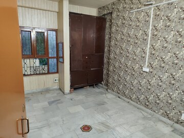 Room in 2 BHK Apartment at LDA Parijaat Apartments, Faizabad Road – for Rent