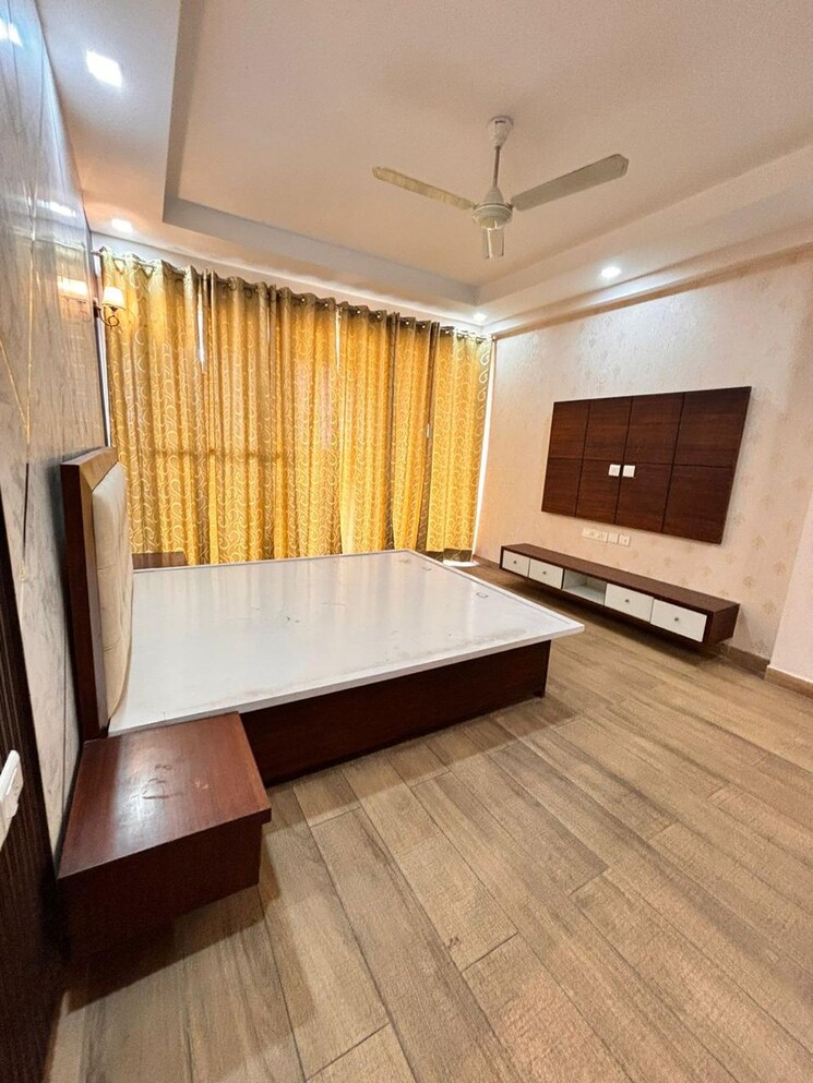 Kitchen, mi-rustle-court 5 Bedroom 2350 Sq.Ft. Apartment In Gomti Nagar Lucknow 8654495
