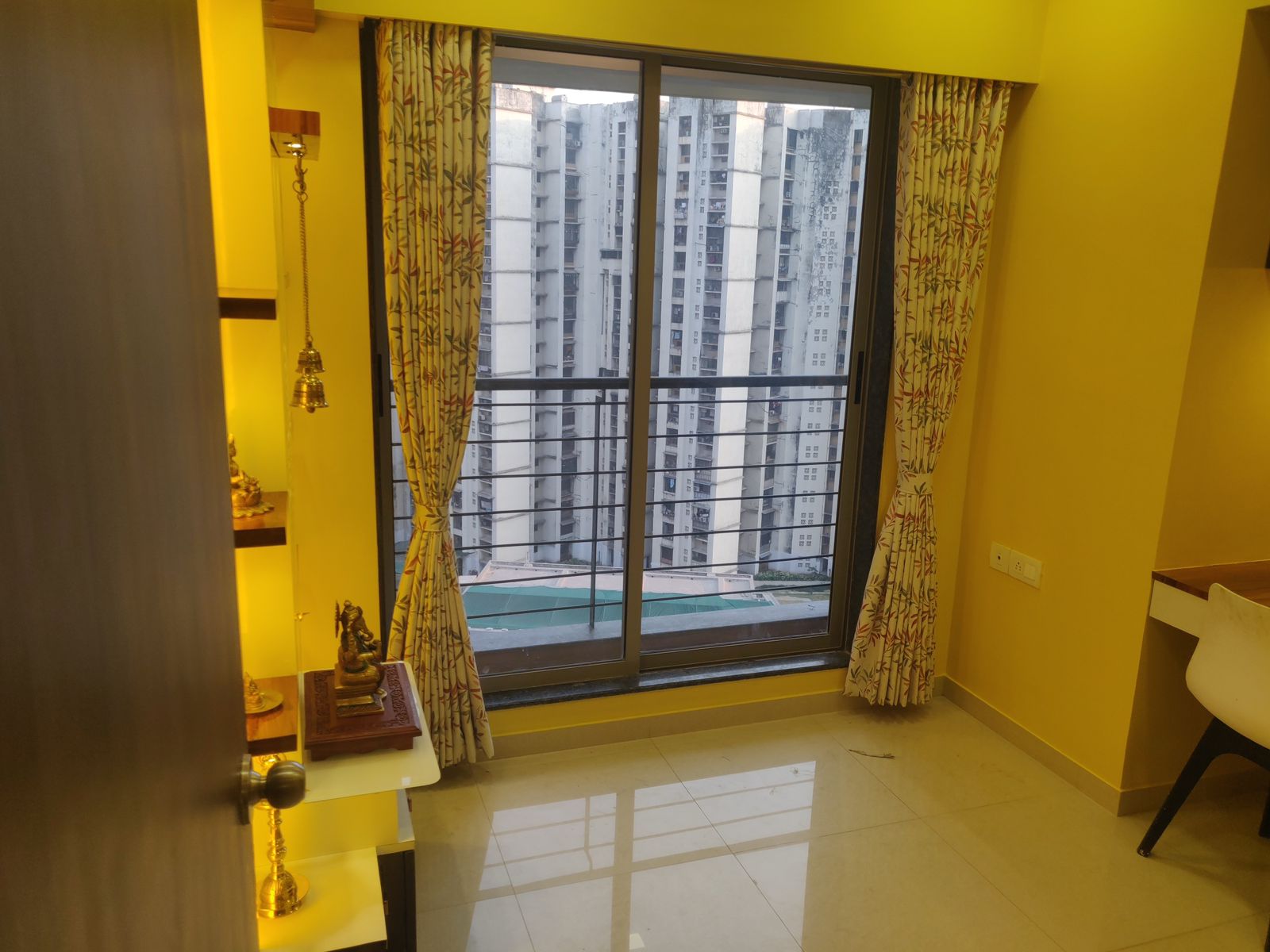 2.5 BHK Apartment For Rent in Runwal Eirene