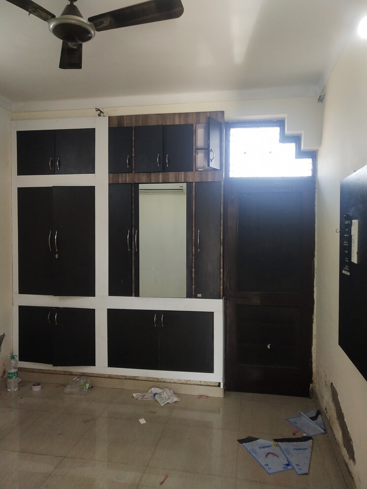 undefined, sector 12 2 Bedroom 1050 Sq.Ft. Independent House In Sector 12 Noida 8654674