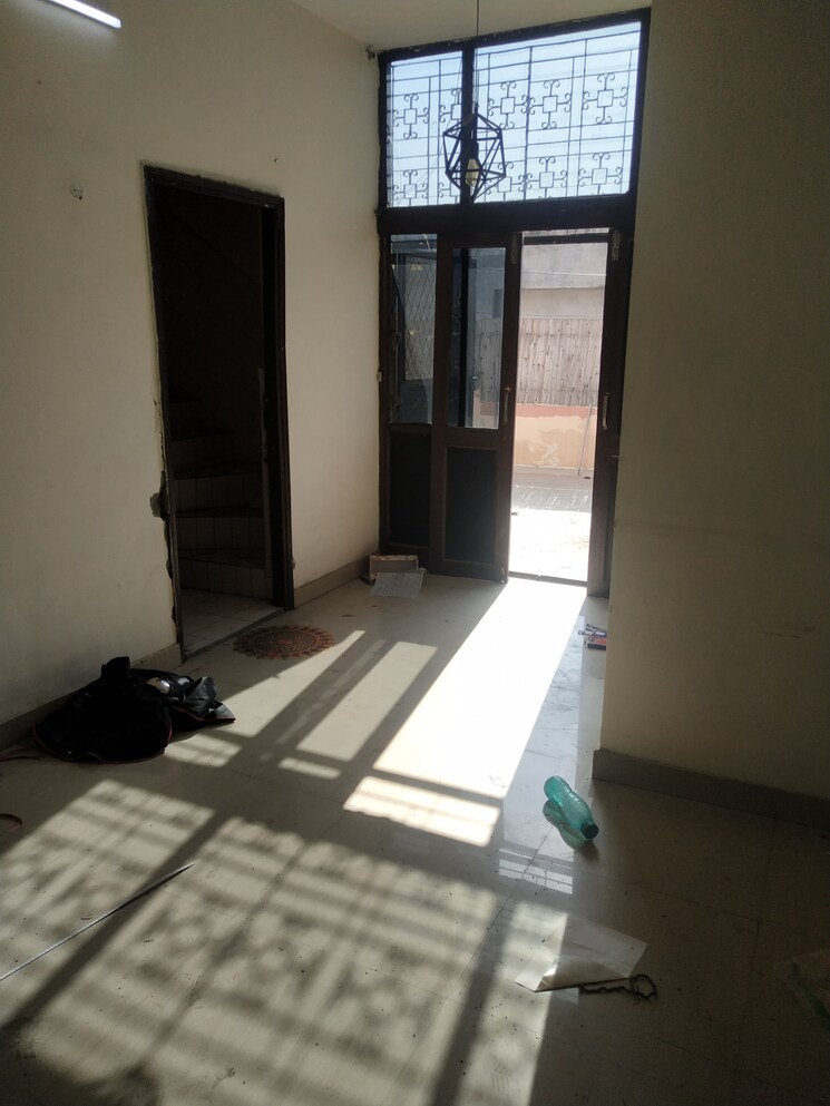 undefined, sector 12 2 Bedroom 1050 Sq.Ft. Independent House In Sector 12 Noida 8654674