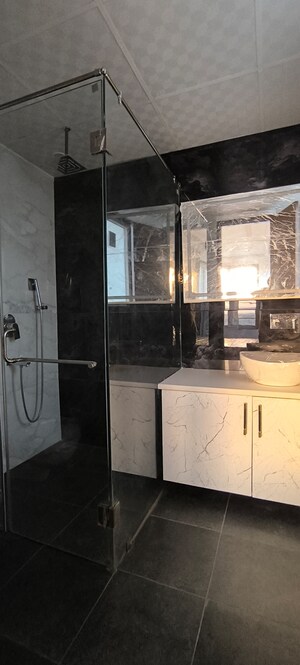 Kitchen in 3 BHK Builder Floor at BPTP Amstoria Country Floor, Sector 102 – for Sale