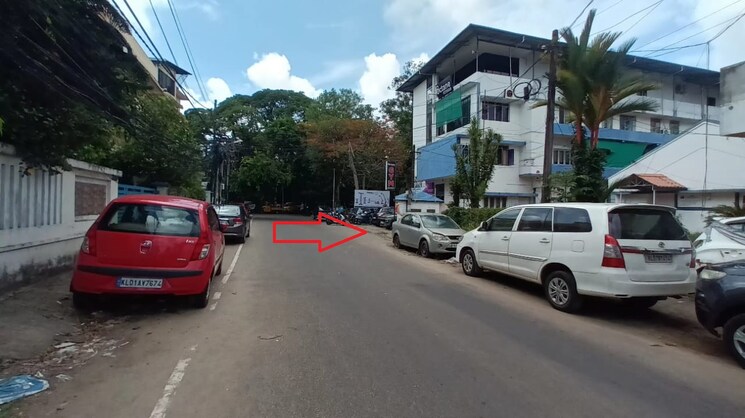  Parking, ravipuram Commercial Warehouse 1750 Sq.Ft. In Ravipuram Kochi 8654697