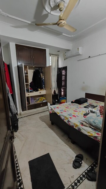 Bedroom in 2 BHK Builder Floor at Super MIG, Sector 105 – for Rent