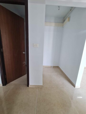 Room in 2 BHK Apartment at Lodha Palava City Lakeshore Greens, Dombivli East – for Rent