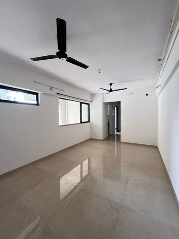 2 BHK Apartment For Rent in Lodha Palava City Lakeshore Greens, Dombivli East