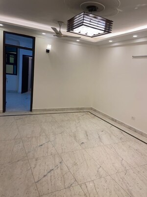 Room in 2 BHK Builder Floor at Mehrauli – for Sale