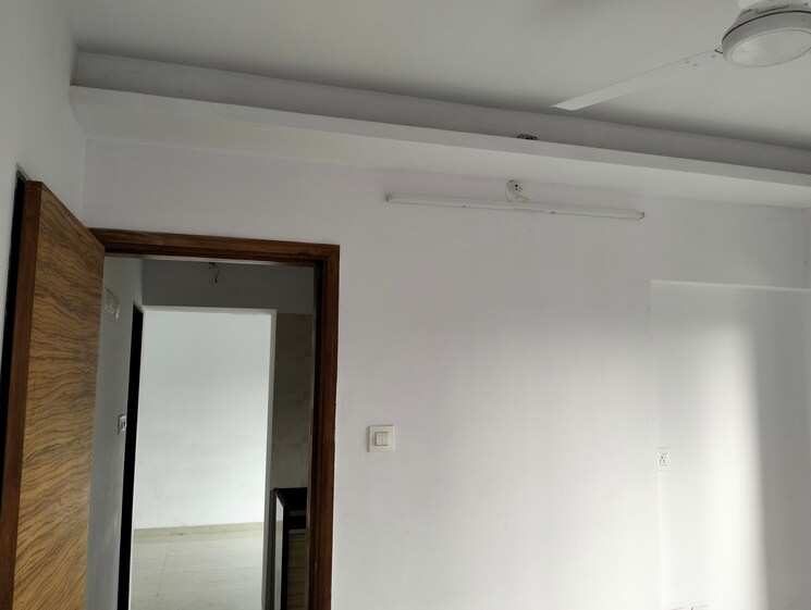 Room, prayag-heights 1 Bedroom 645 Sq.Ft. Apartment In Dindoshi Mumbai 8654800