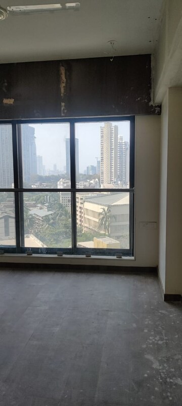 Room in 3 BHK Apartment at Jyoti Sukriti, Goregaon East – for Rent