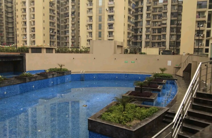 Swimming Pool, prateek-laurel 3 Bedroom 1385 Sq.Ft. Apartment In Sector 120 Noida 8654840