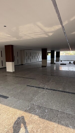 Parking in 3 BHK Builder Floor at Green Fields Colony – for Sale