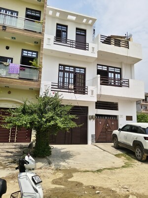 2 BHK Independent House For Sale in Gomti Nagar