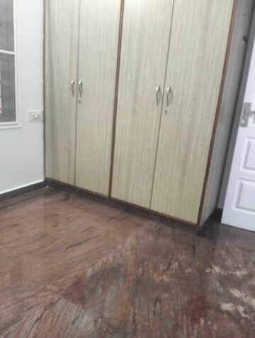 Room in 2 BHK Builder Floor at Hsr Layout – for Rent