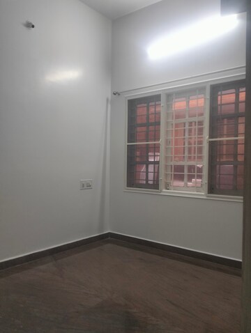 Room in 2 BHK Builder Floor at Hsr Layout – for Rent