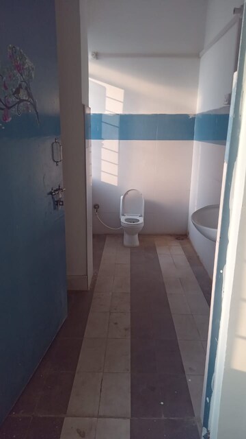 Bathroom in 2 BHK Apartment at Patliputra Road – for Rent