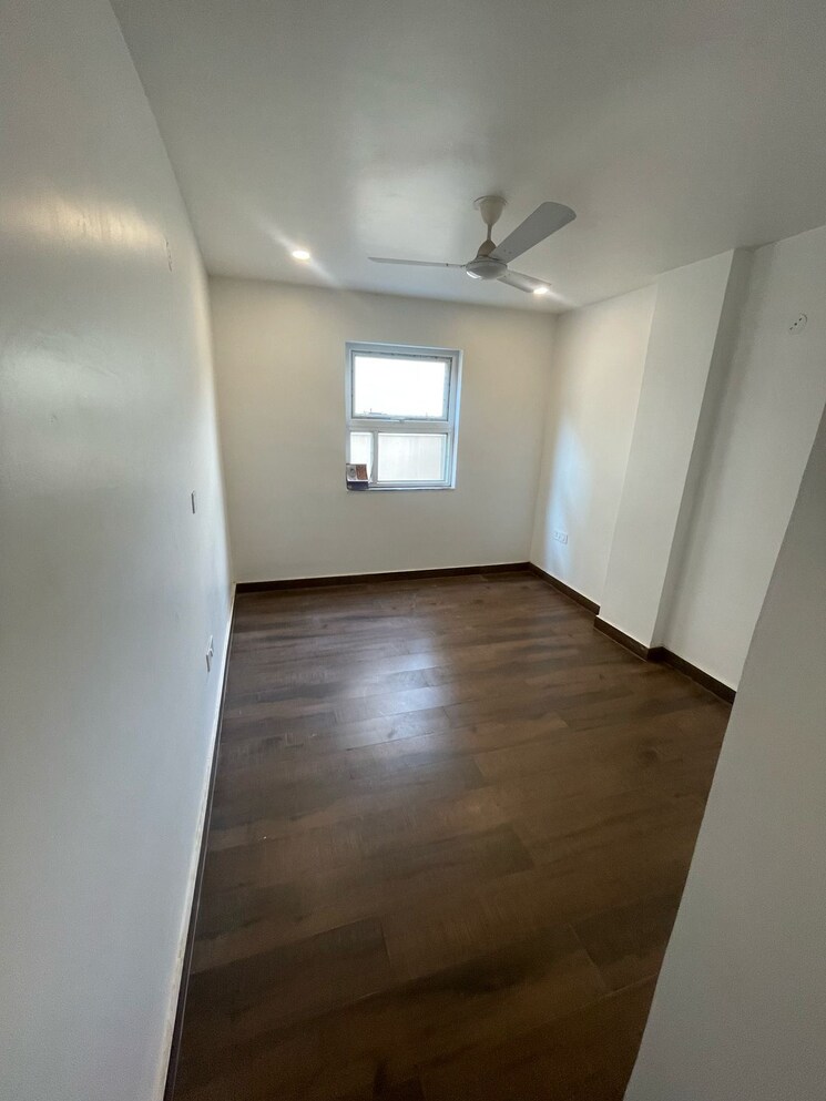 Room, sector 57 3 Bedroom 200 Sq.Yd. Builder Floor In Sector 57 Gurgaon 8654938