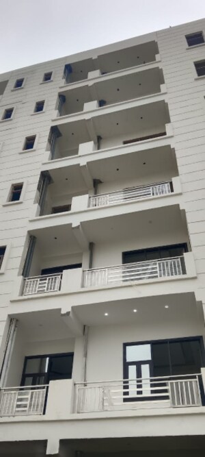 2 BHK Builder Floor For Sale in Sector 73