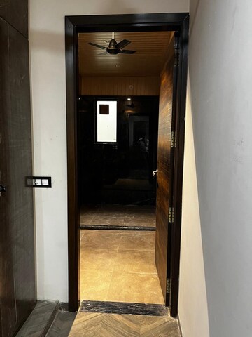 Building Lobby in 5 BHK Villa at Shyam Nagar – for Rent