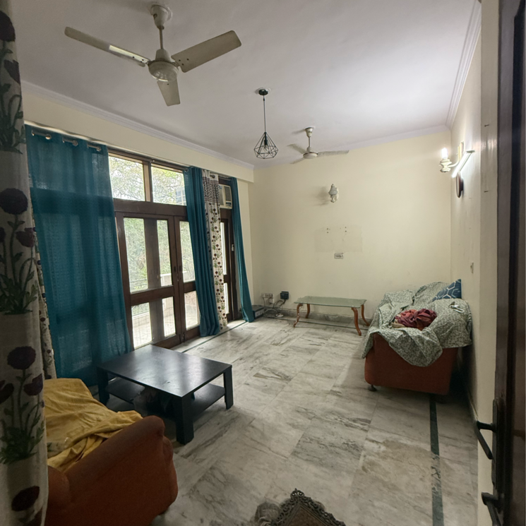 Living Room, chittaranjan park 3 Bedroom 1450 Sq.Ft. Builder Floor In Chittaranjan Park Delhi 8654947