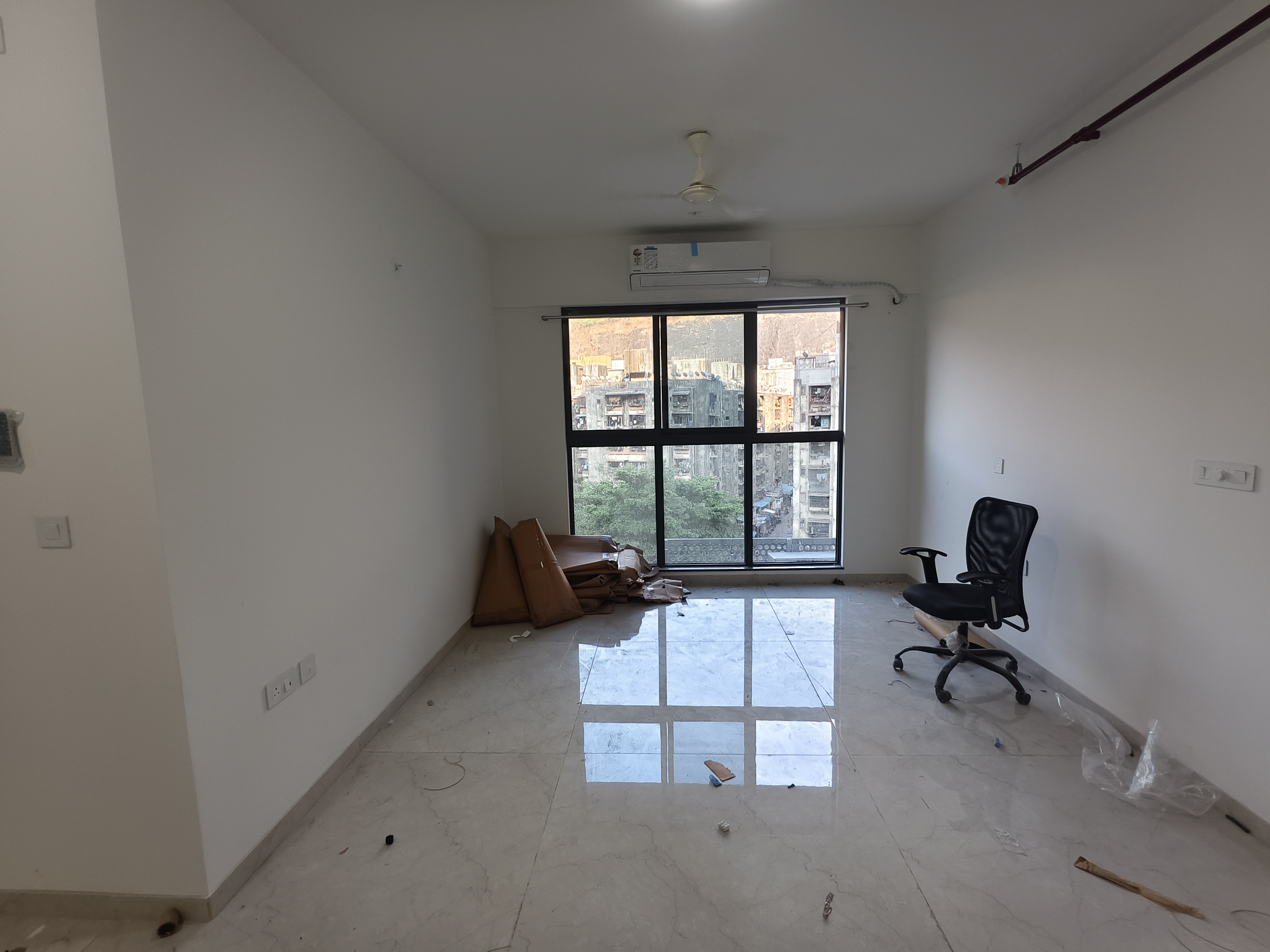 3 BHK + Extra Room Apartment For Rent in Godrej Urban Park
