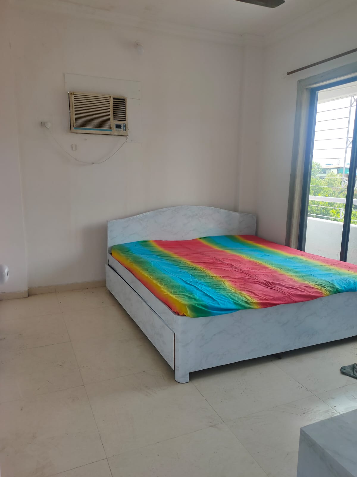 2 BHK Apartment For Rent in EV Crystal