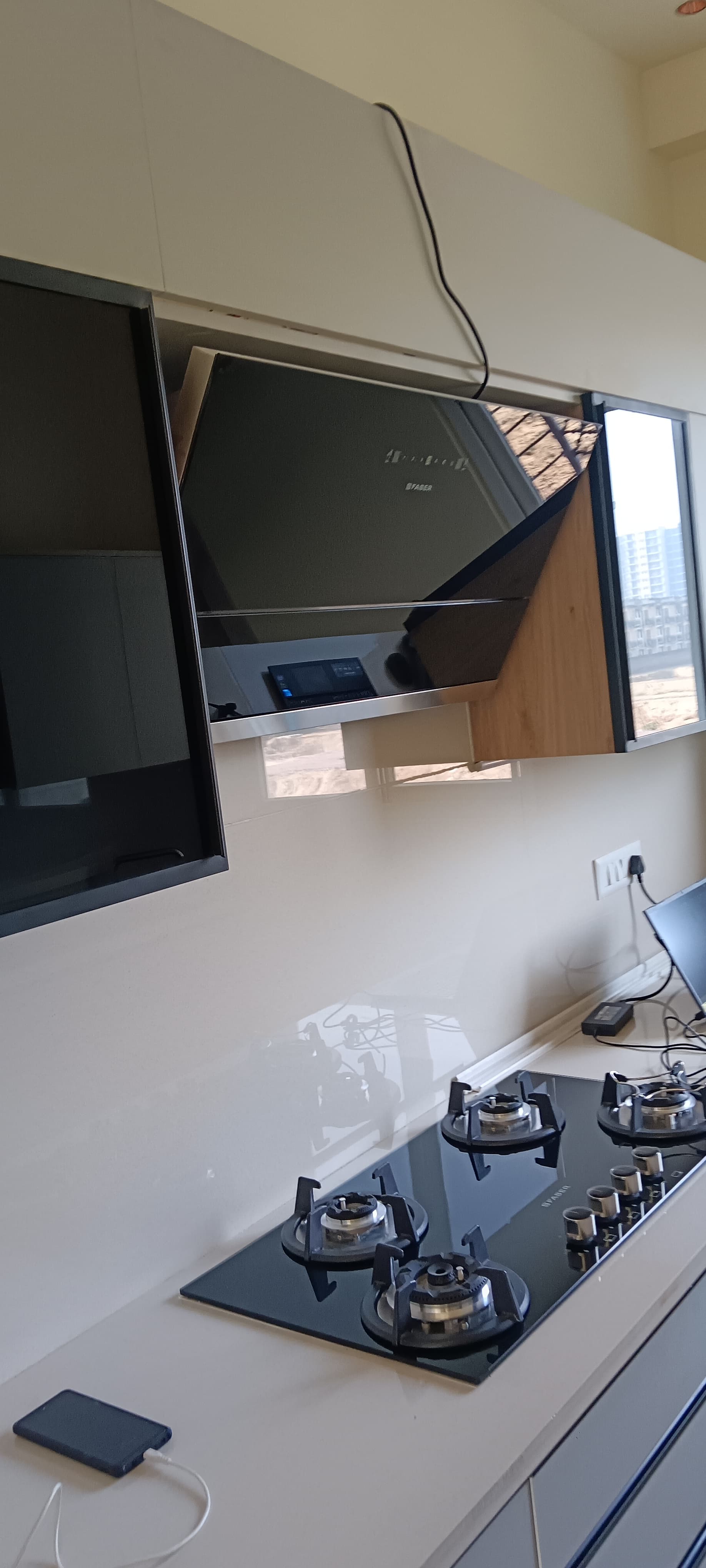 3 BHK + Pooja Room 300 Sq.Yd. Builder Floor in BPTP Parklands