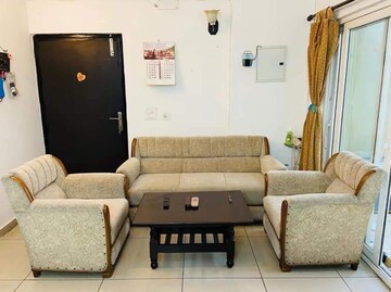 Living Room in 3.5 BHK Independent House at Sector 55 – for Rent