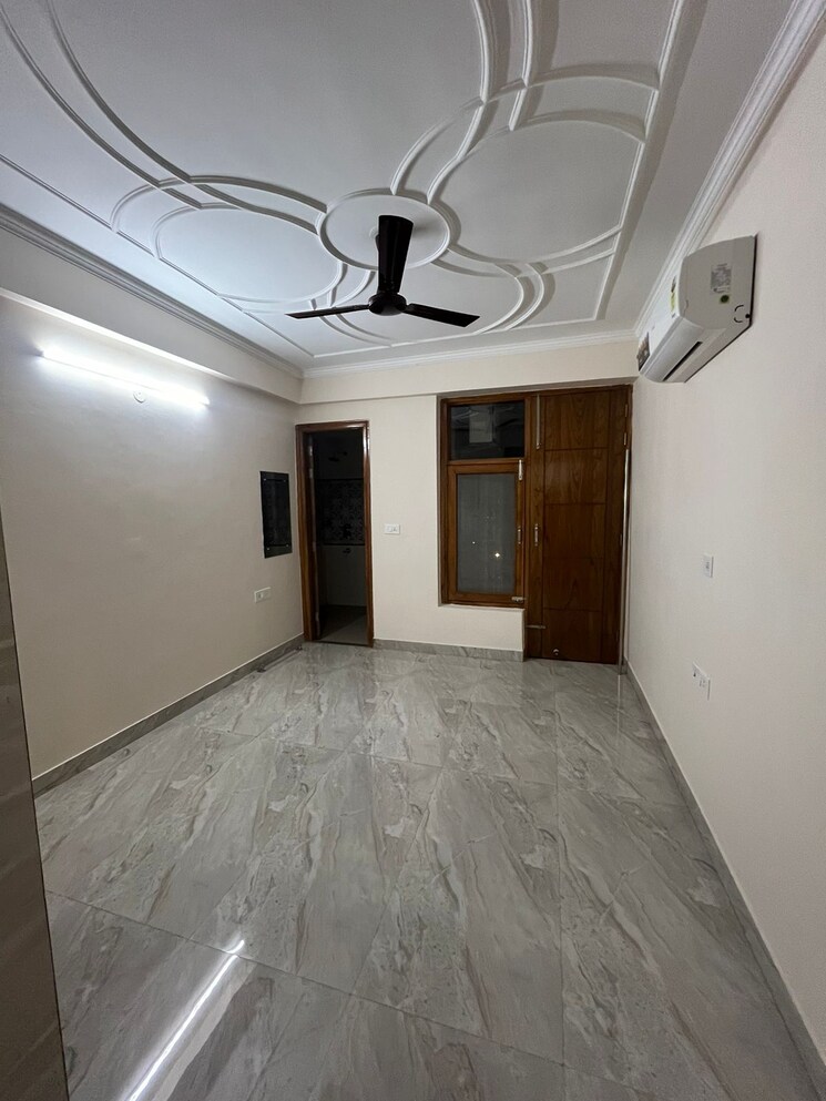 Room, sushant-lok-2 3 Bedroom 300 Sq.Yd. Builder Floor In Sector 57 Gurgaon 8655214