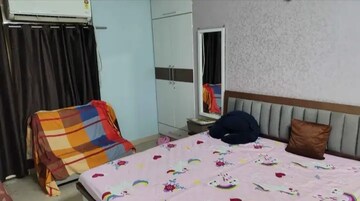 Bedroom in 2 BHK Independent House at Aliganj – for Rent