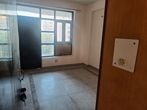 Room in 3 BHK Apartment at Sushant Tower, Sector 56 – for Sale