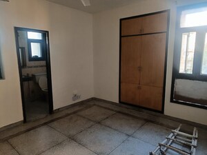 Room in 3 BHK Apartment at Sushant Tower, Sector 56 – for Sale