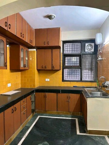 Kitchen in 4 BHK Apartment at DLF The Summit, Dlf Phase V – for Sale