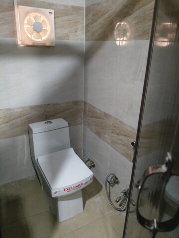  Office Space For Rent in Sector 16