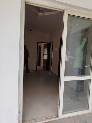 Building Lobby in 3 BHK Builder Floor at BPTP Elite Floors, Sector 83 – for Rent