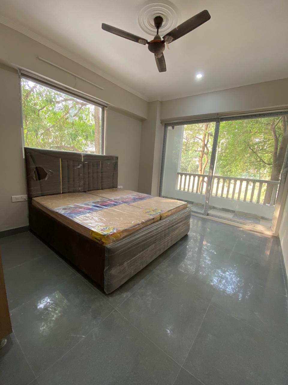 3 BHK + Servant Room 1950 Sq.Ft. Apartment in Central Park I