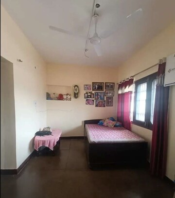 Living Room in 2 BHK Builder Floor at Sector 45 – for Rent