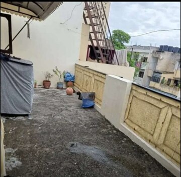 Balcony in 2 BHK Builder Floor at Sector 45 – for Rent