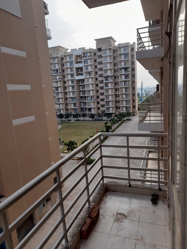 Balcony, breez-global-heights 2 Bedroom 610 Sq.Ft. Apartment In Sohna Sector 33 Gurgaon 8655321