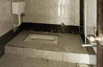 Bathroom in  Pg at Thane West – for Rent