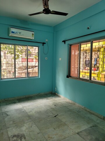 Room in 2 BHK Builder Floor at Gitanjali Park – for Rent