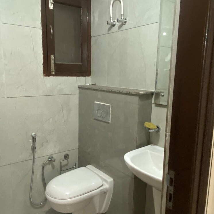 Bathroom, kharar landran road 2 Bedroom 900 Sq.Ft. Apartment In Kharar Landran Road Mohali 8655558