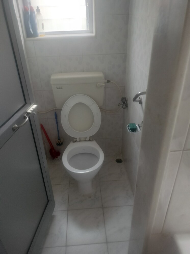 Bathroom, navkar-panchavati-greens 3 Bedroom 1000 Sq.Ft. Apartment In Marol Mumbai 8655574