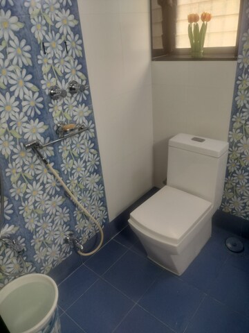 Furnished Amenities in 2 BHK Apartment at Navkar Panchavati Greens, Marol – for Rent