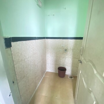 Furnished Amenities in 1 BHK Apartment at Sion – for Rent
