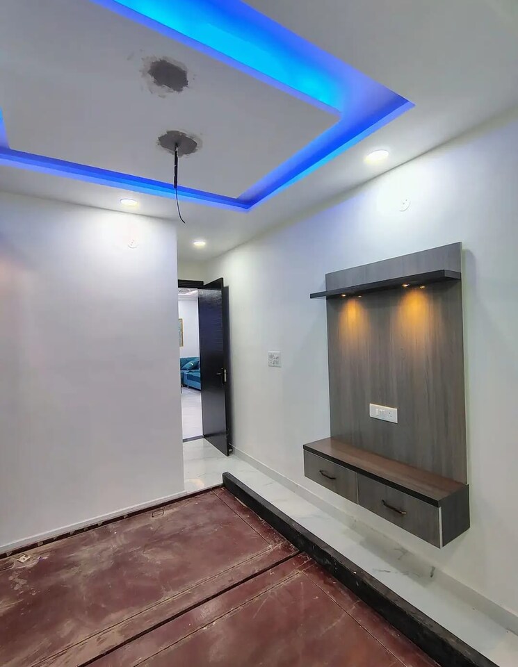 Room, harit-vihar-rwa 3 Bedroom 1000 Sq.Ft. Builder Floor In Burari Delhi 8655592