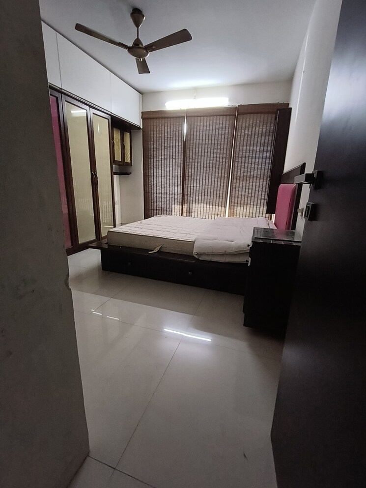 Bathroom, kesar-exotica 3 Bedroom 823 Sq.Ft. Apartment In Kharghar Sector 10 Navi Mumbai 8655649